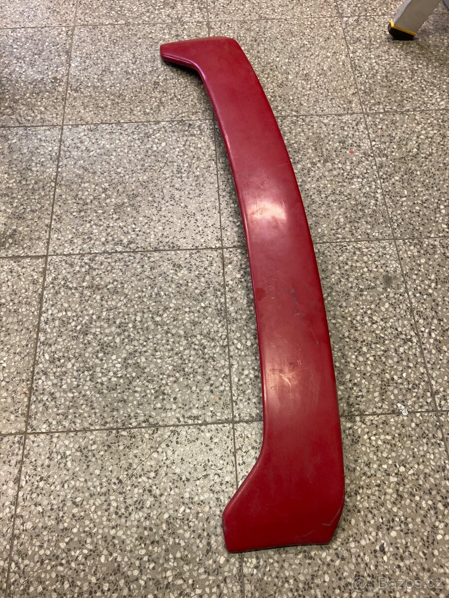 Spoiler Volvo v40 1995-2004
