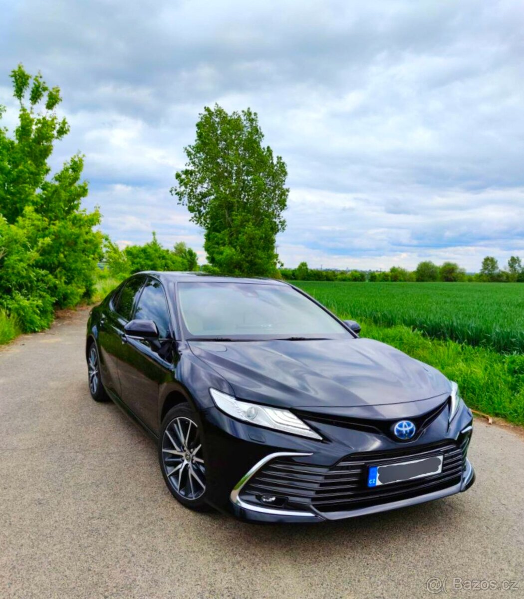 Toyota Camry XV70