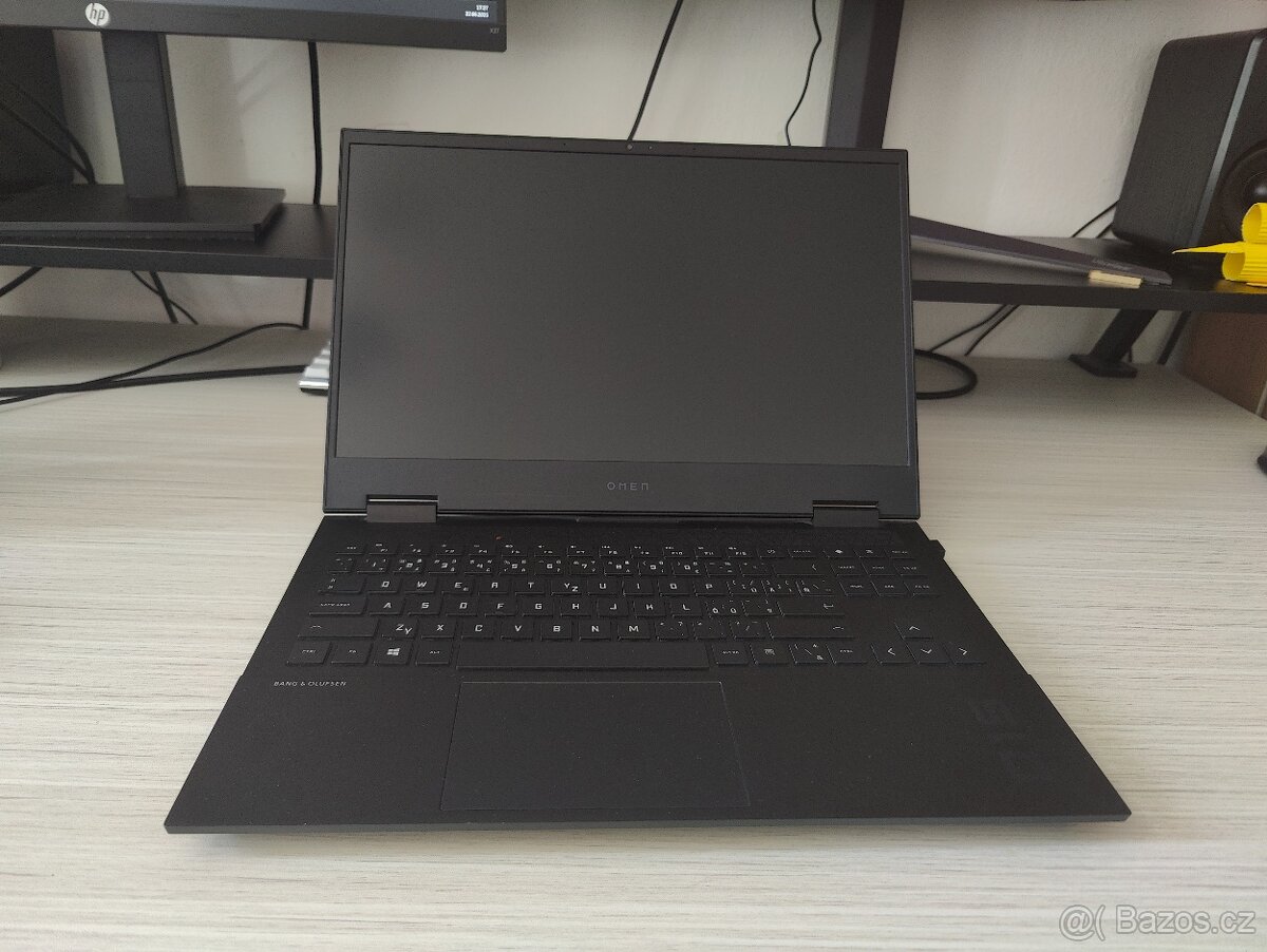 HP Omen 15