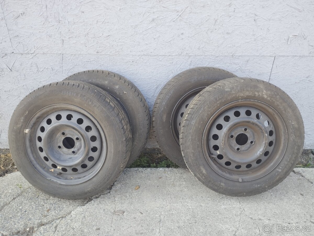 Fabia 14" kola s pneumatikami Barum Brillantis 2 175/65 R14