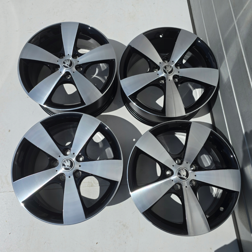 ALU SKODA OCTAVIA II III 5x112 17'' 7J 17'' ET54