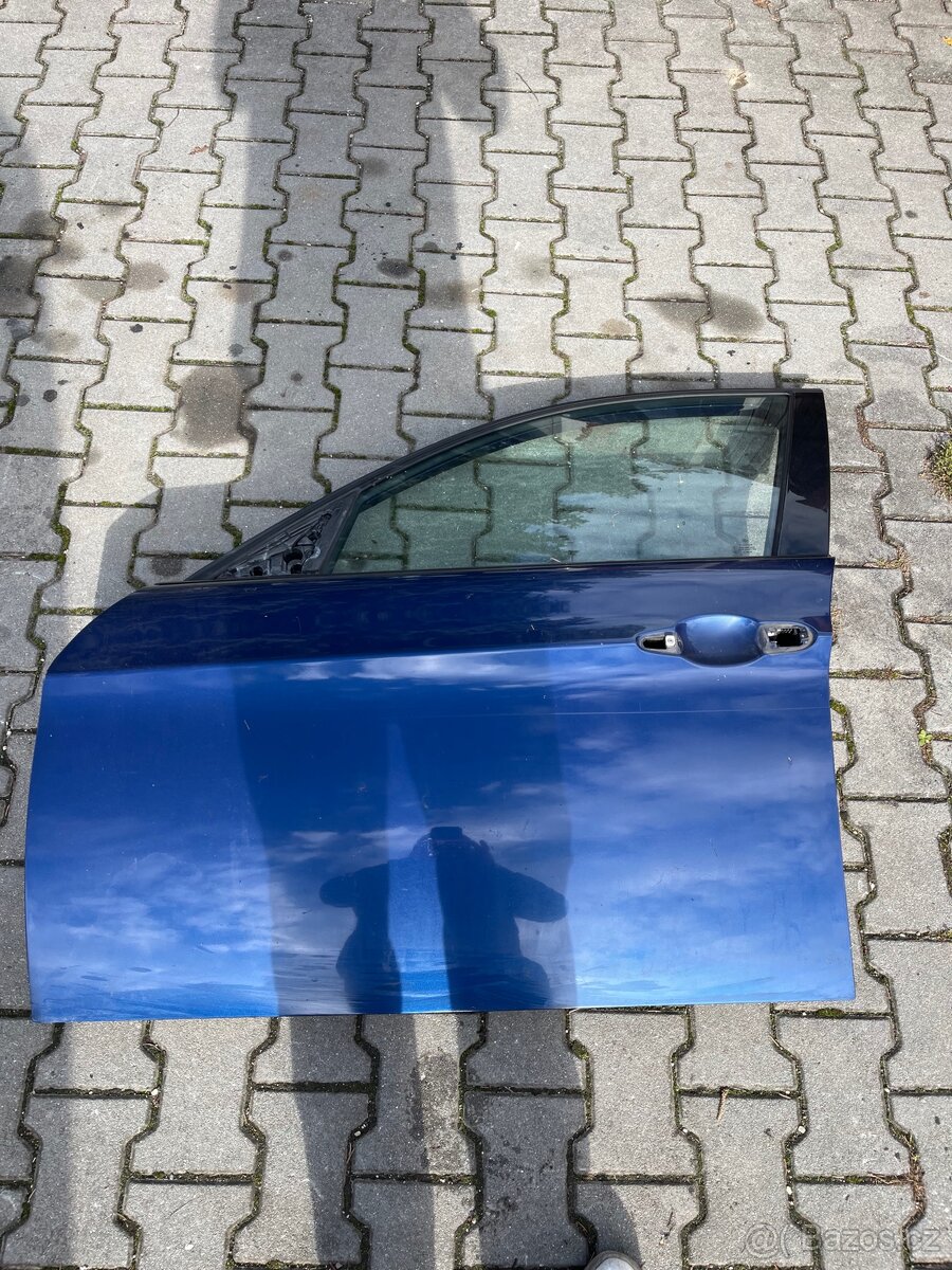 Levé přední dveře bmw e90 / e91