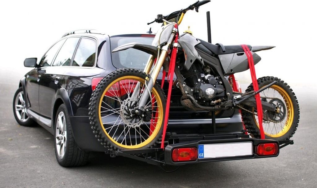 Nosič na motocykl na tažné zařízení, nájezdová rampa, HAKR