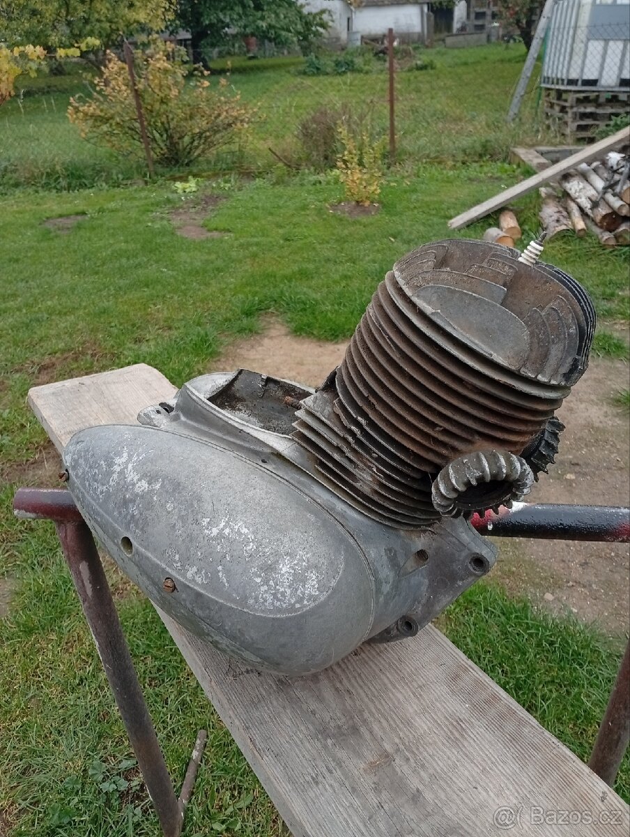 Motor Jawa Pérák (Janeček)