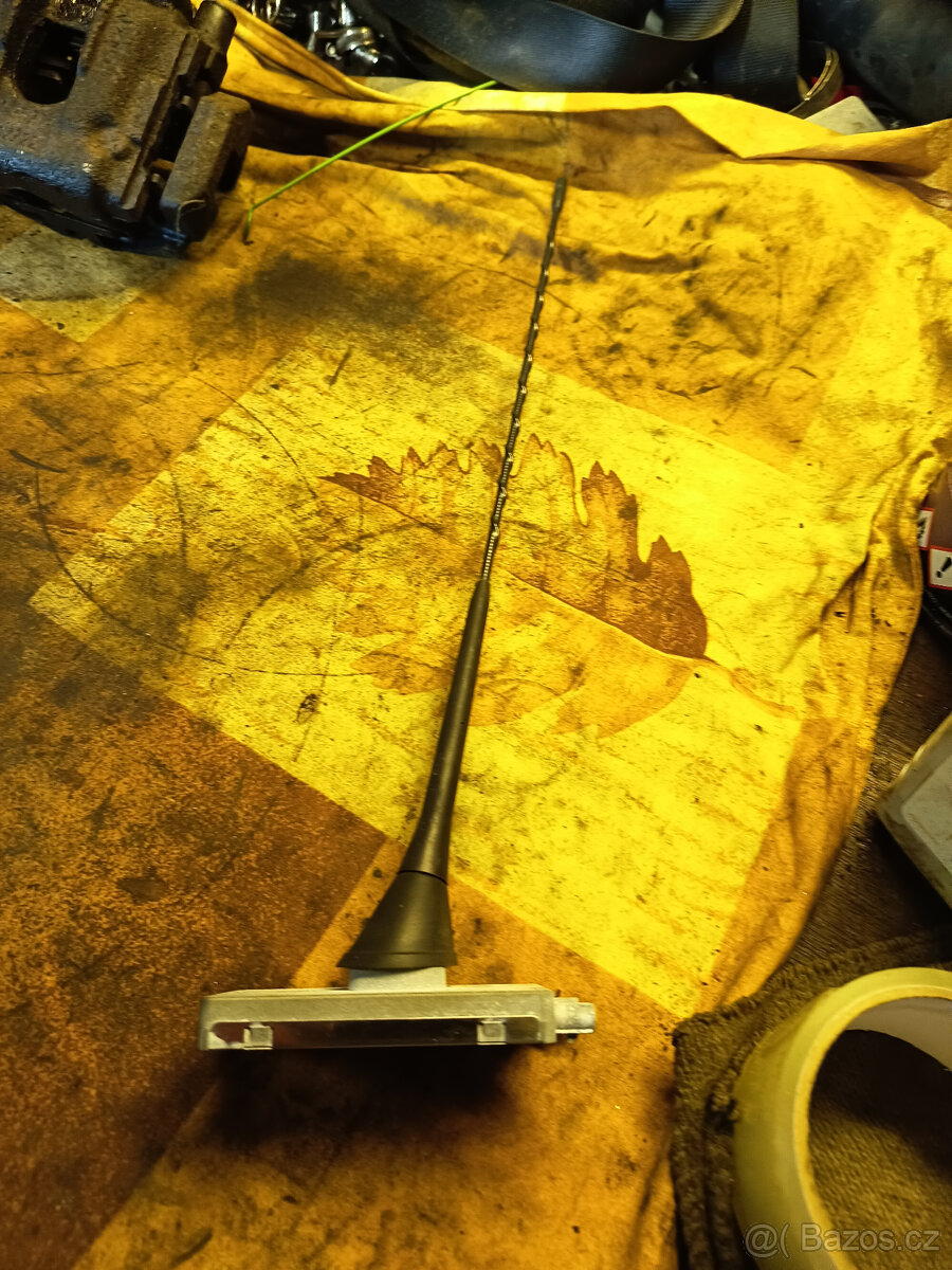 BMW E46 originál anténa cabrio