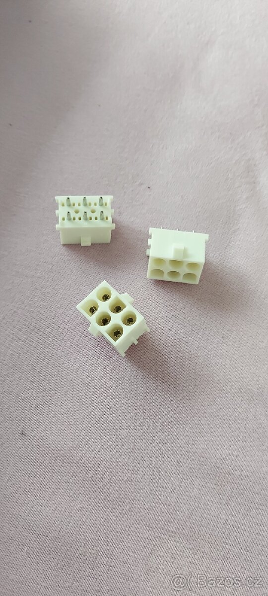 Napájecí konektor Amiga 4000 nebo Commodore PC 10 III