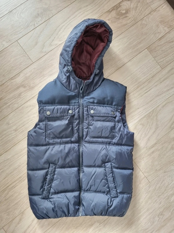 Chlapecká vesta C&A, vel.S