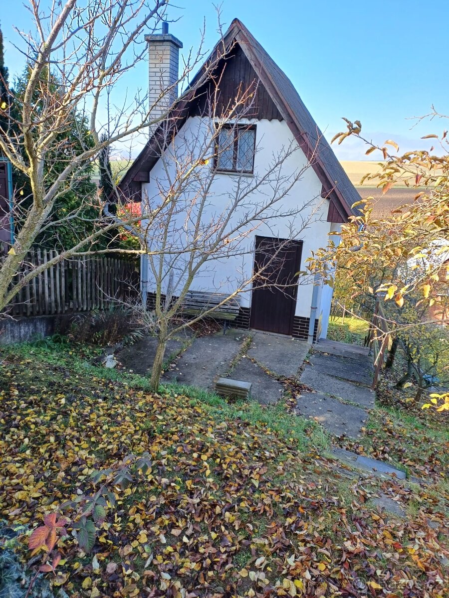 Rekreační chata v Držovicích, 35m2, pozemek 333 m2