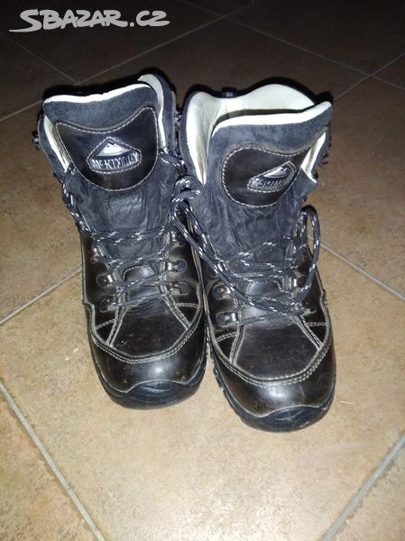 kožené trekové boty McKinley vel.36
