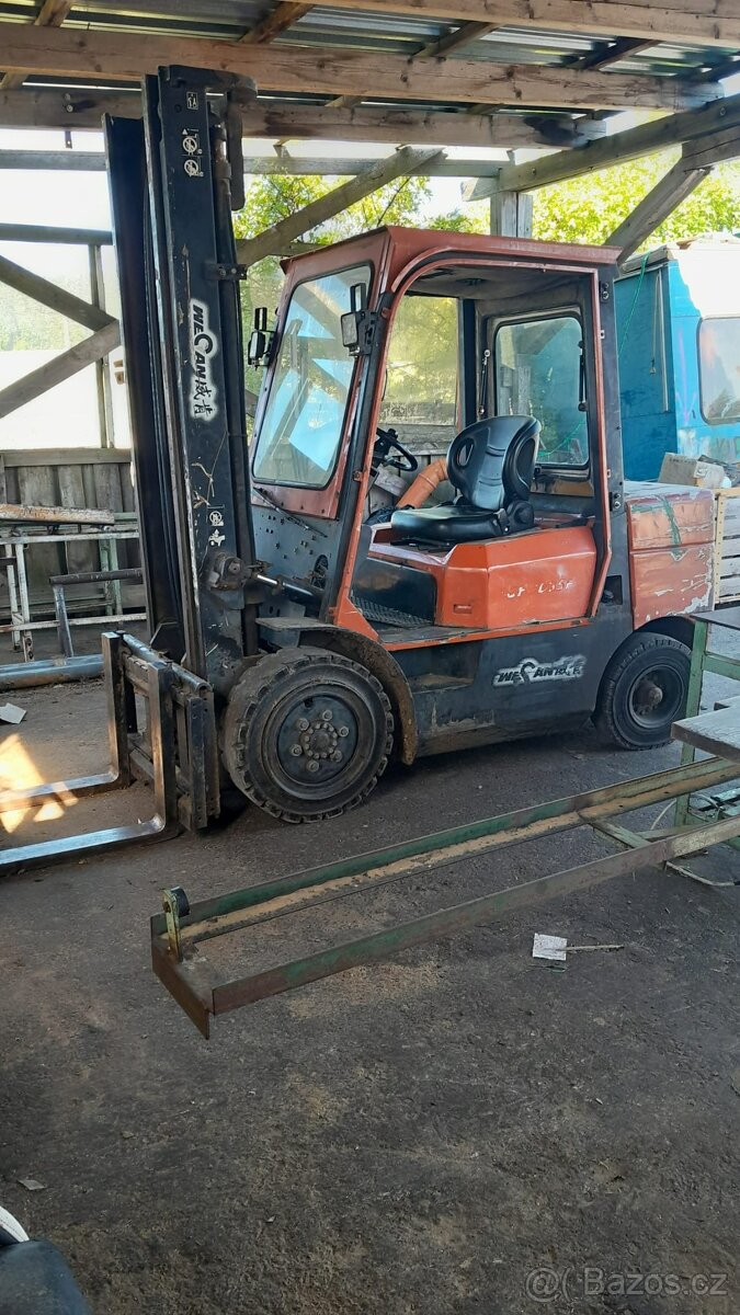 Vysokozdvižný vozík