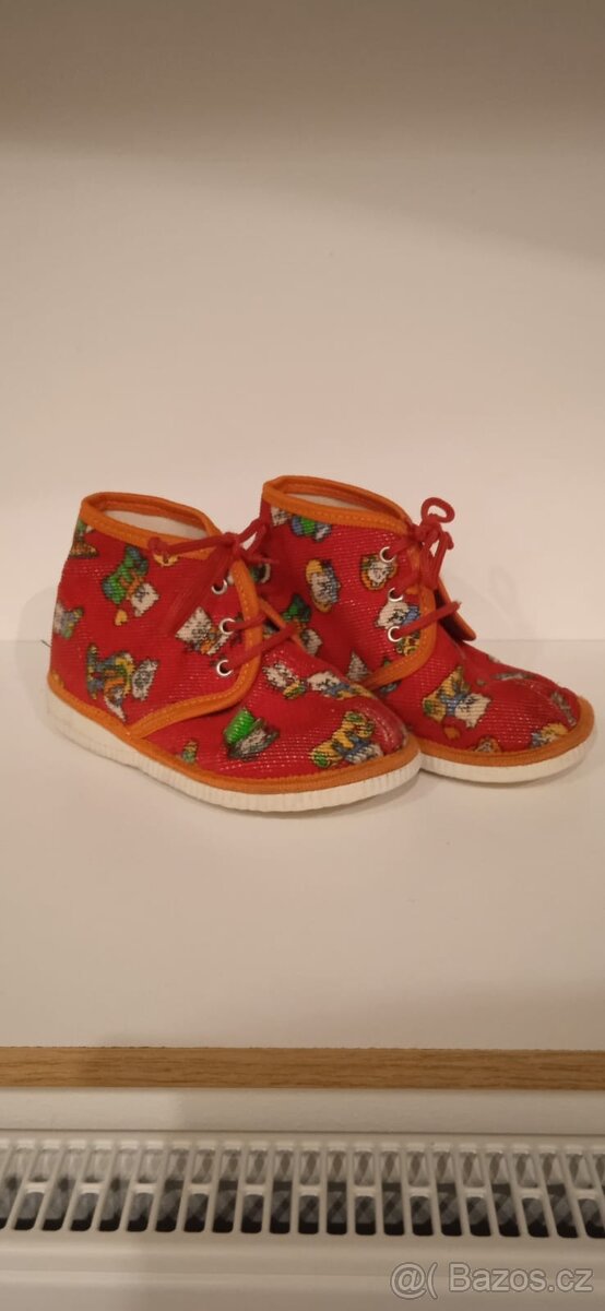 Dětské bačkory 24
