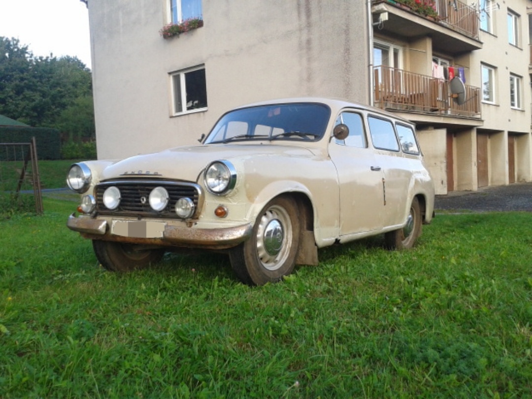 Škoda 1202