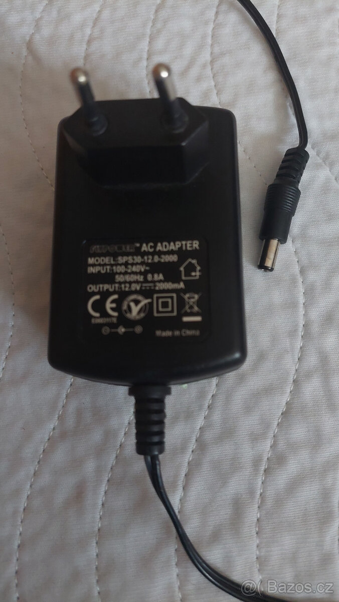 AC Adaptér - zdroj 100-240V/0,8A - 12V/2A