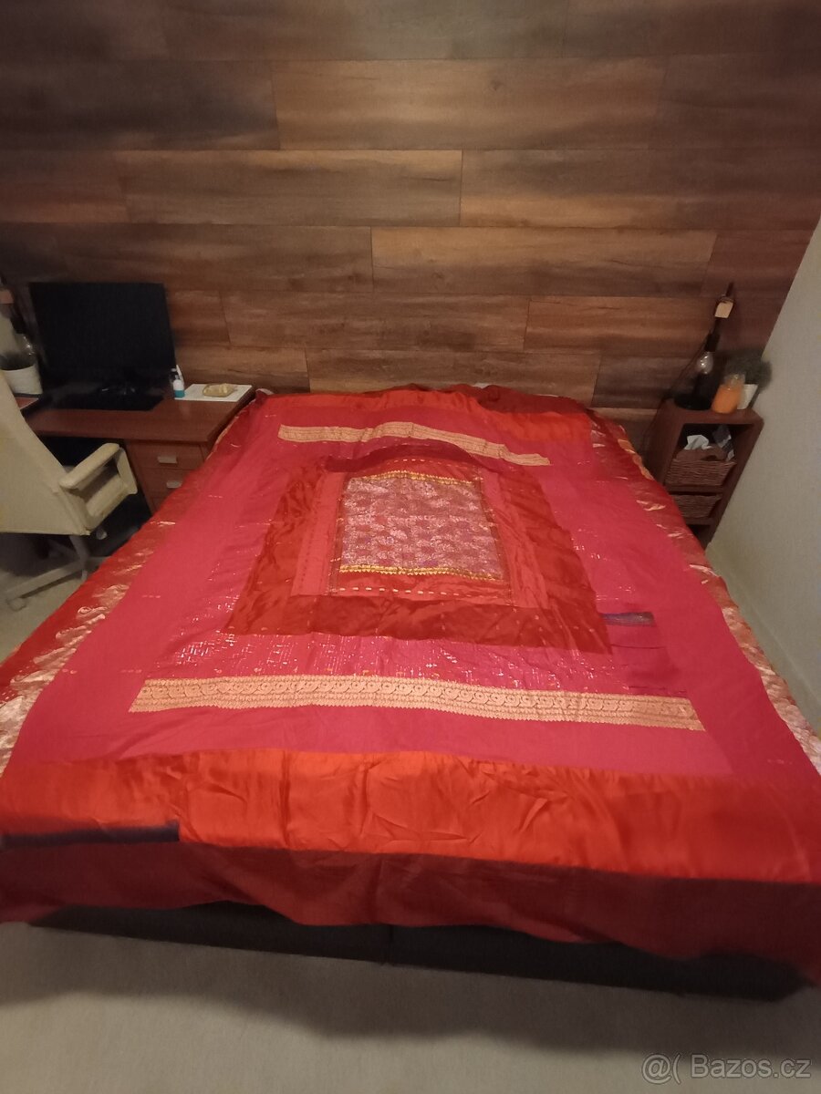 Přehoz na postel