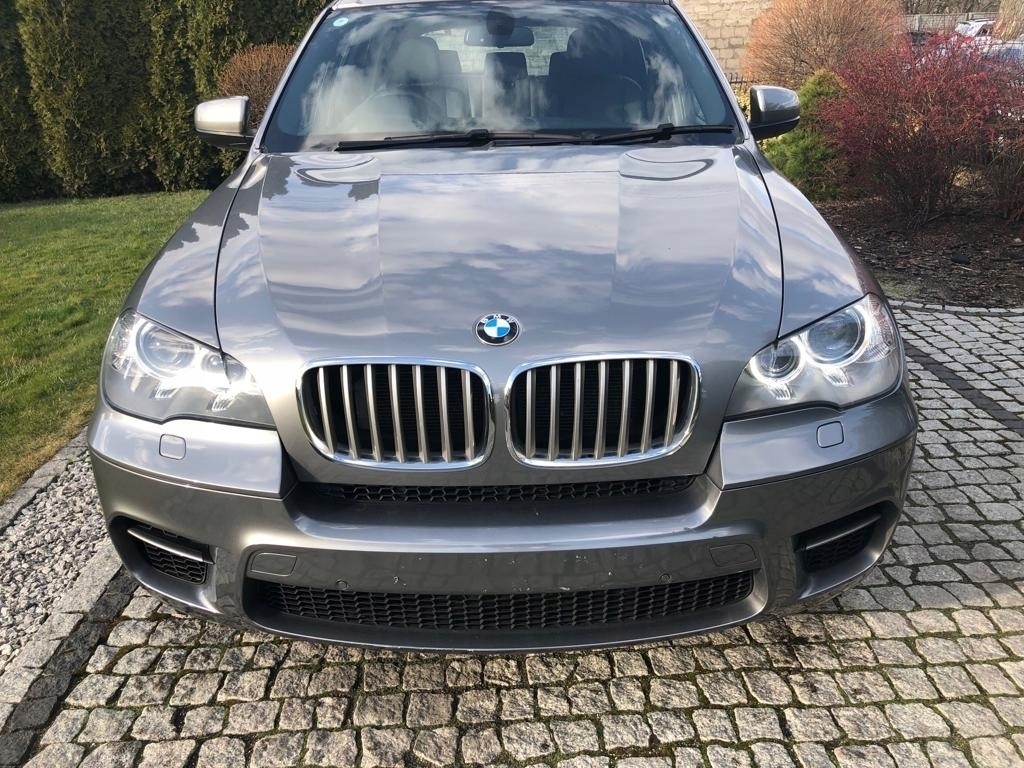Prodám náhradní díly z X5 e70 M50D 280kw N57D30C barva A52