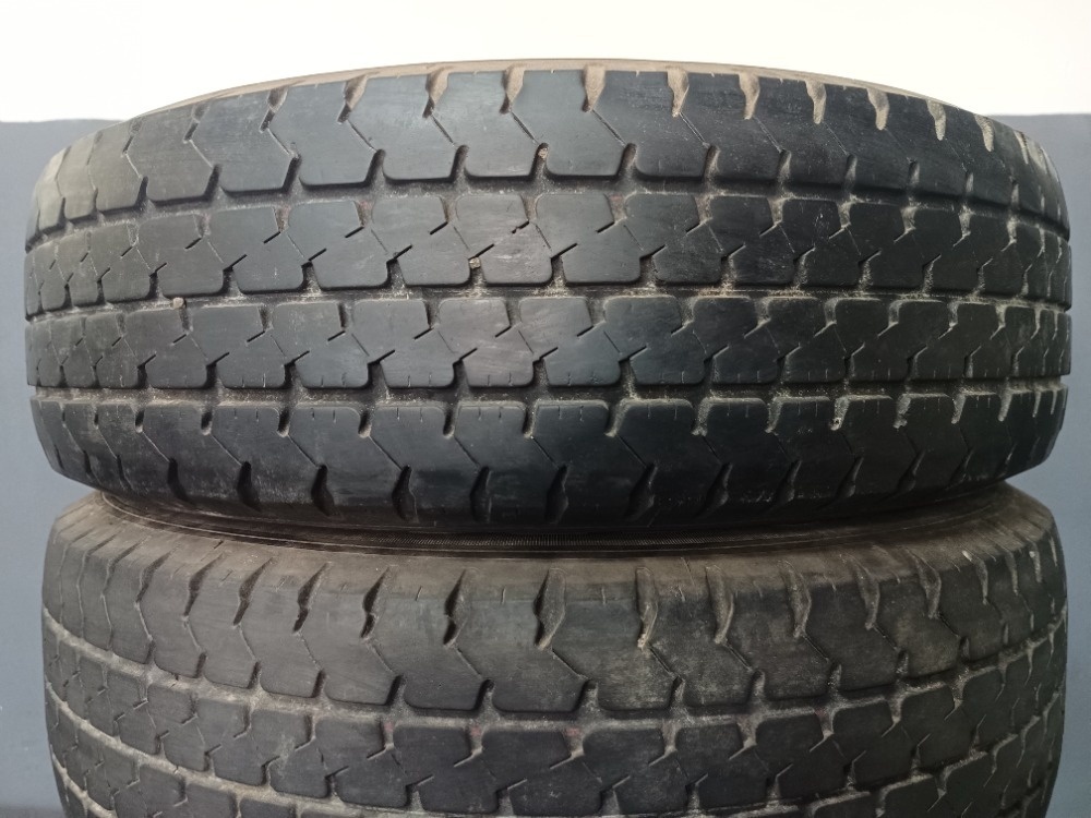 215/75 R16C GOODYEAR (0505)