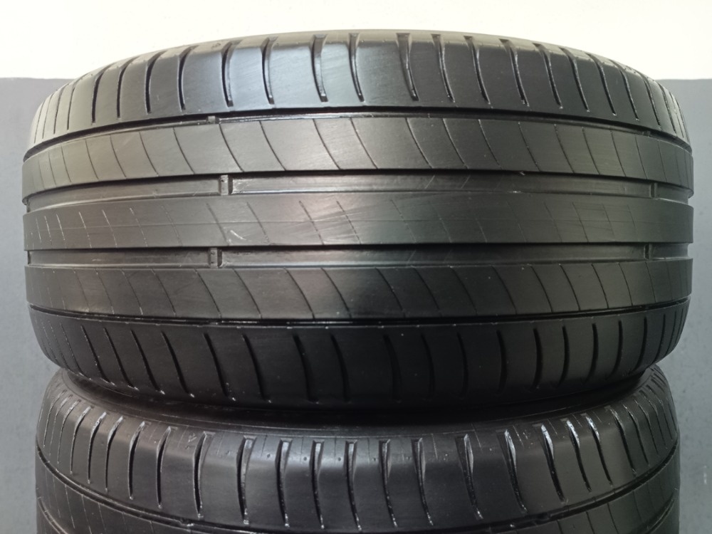 225/45 R17 MICHELIN (0817)
