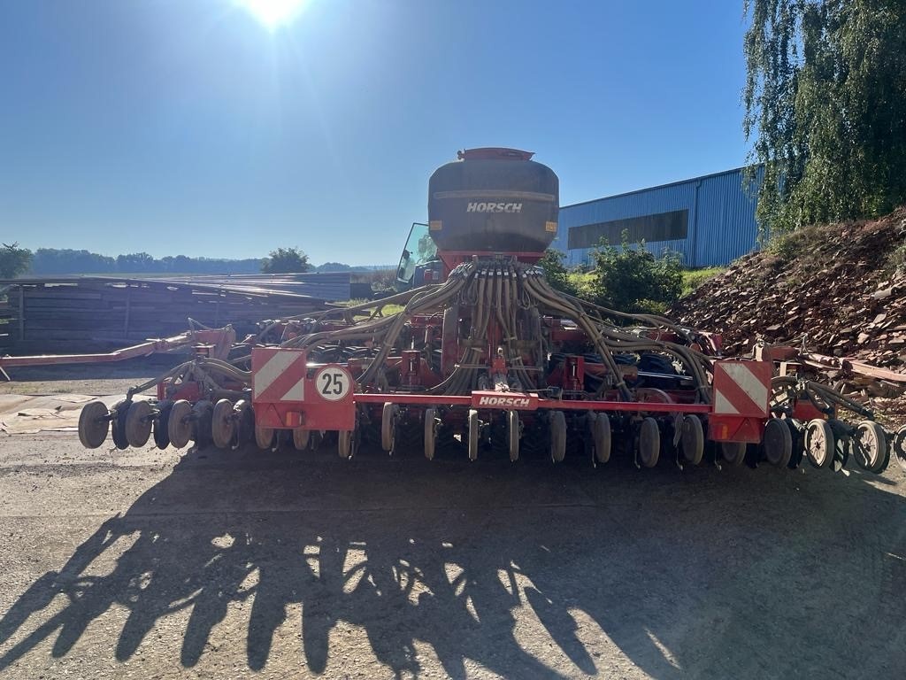 Horsch Focus 6TD secí stroj