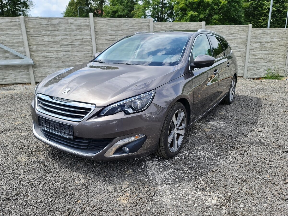 Peugeot 308 SW Allure 1,2 96kw r.2014 160tkm čtěte popis
