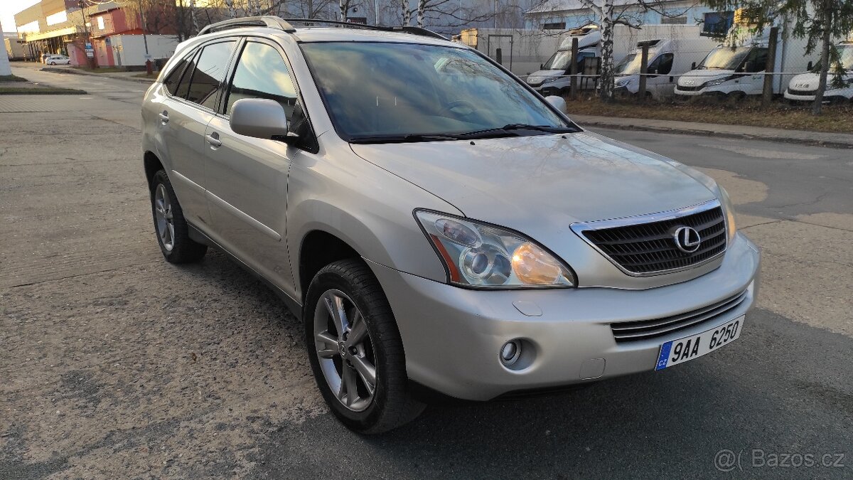 Lexus RX 400h 3.3i. 4x4 SUV.
