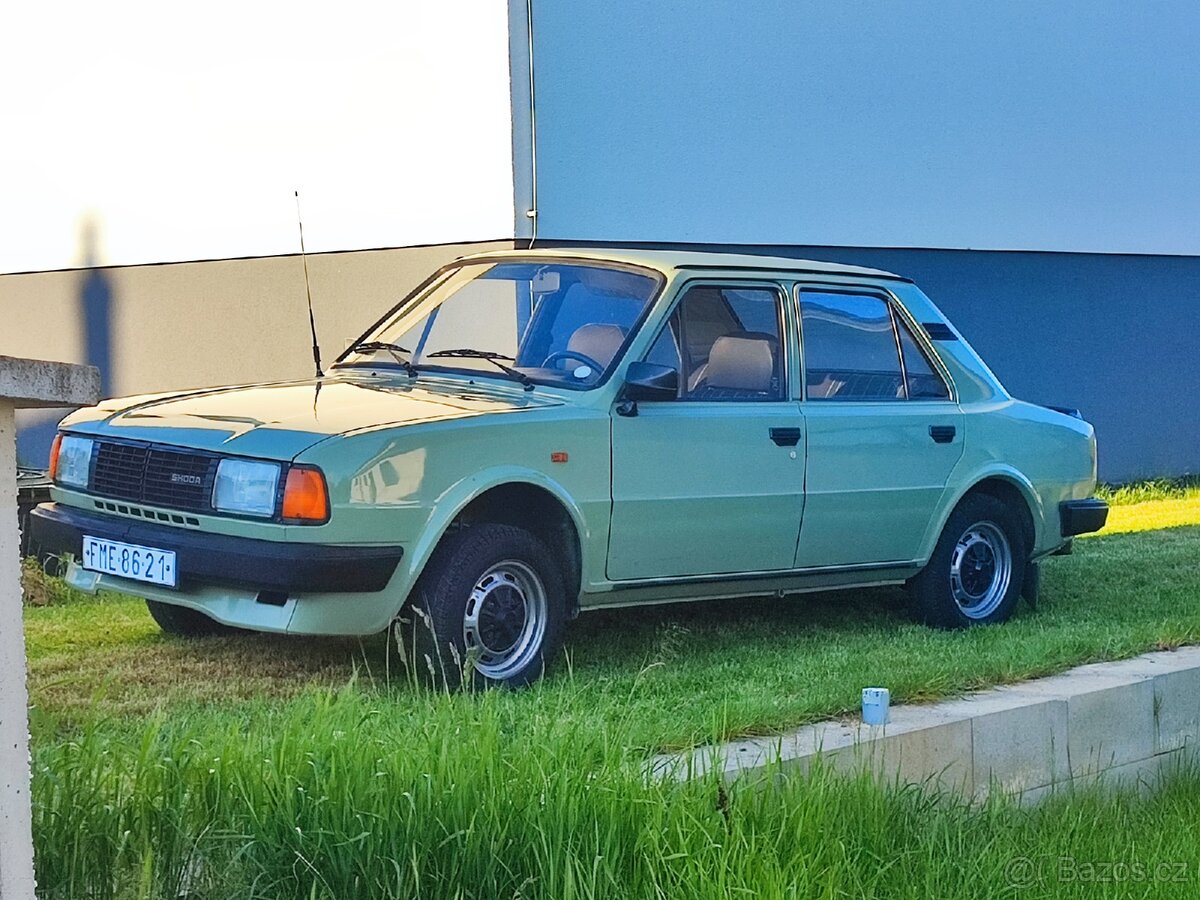 Škoda 120L