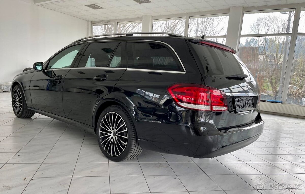 Mercedes-Benz E200CDi // plný autorizovaný servis