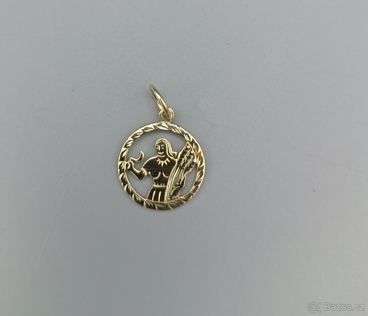 Zlatý přívěsek Panna 0,90g, 14 kt, 585/1000