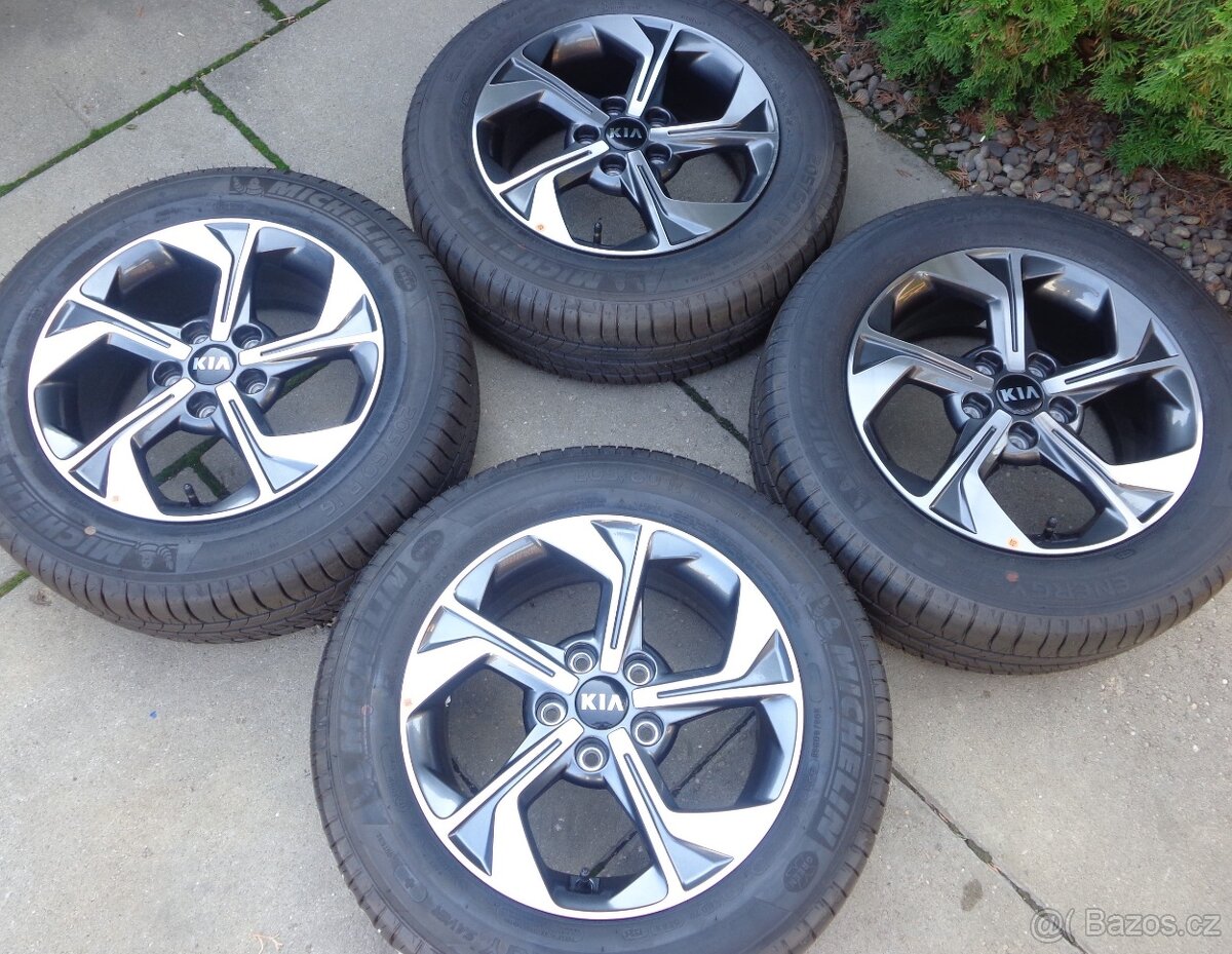 5x114,3 16" orig.letna sada Kia X Ceed / Hyundai