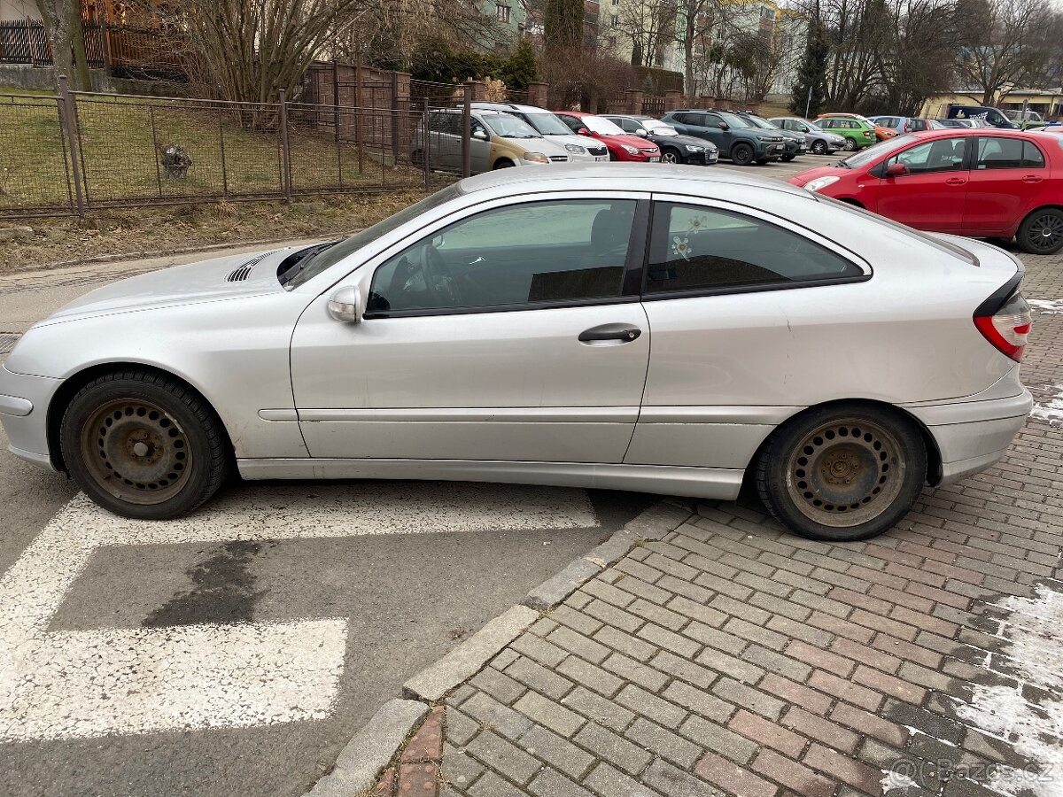 Prodám Mercedes Benz coupe C 220
