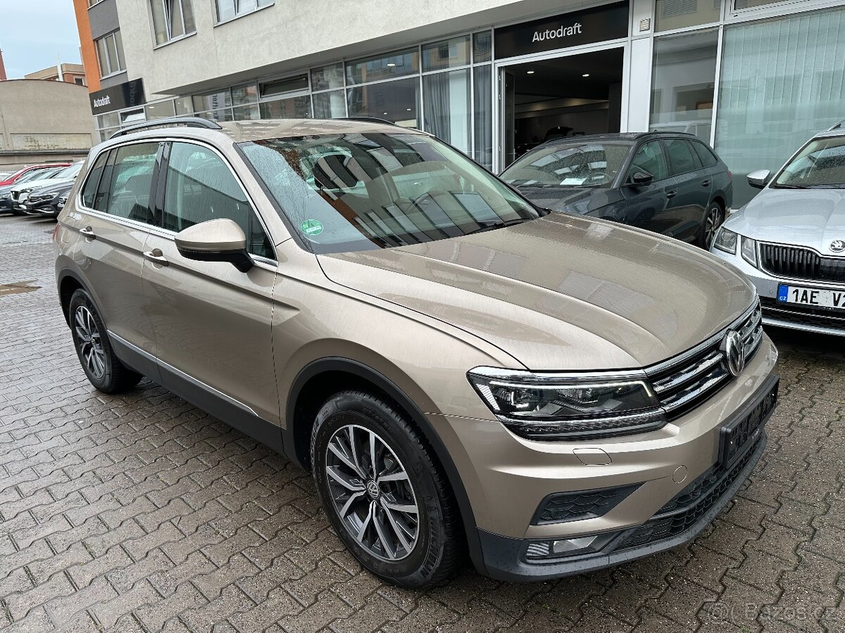 VW Tiguan Comfortline 2.0 TDI 110kW DSG LED tažné ALU17"