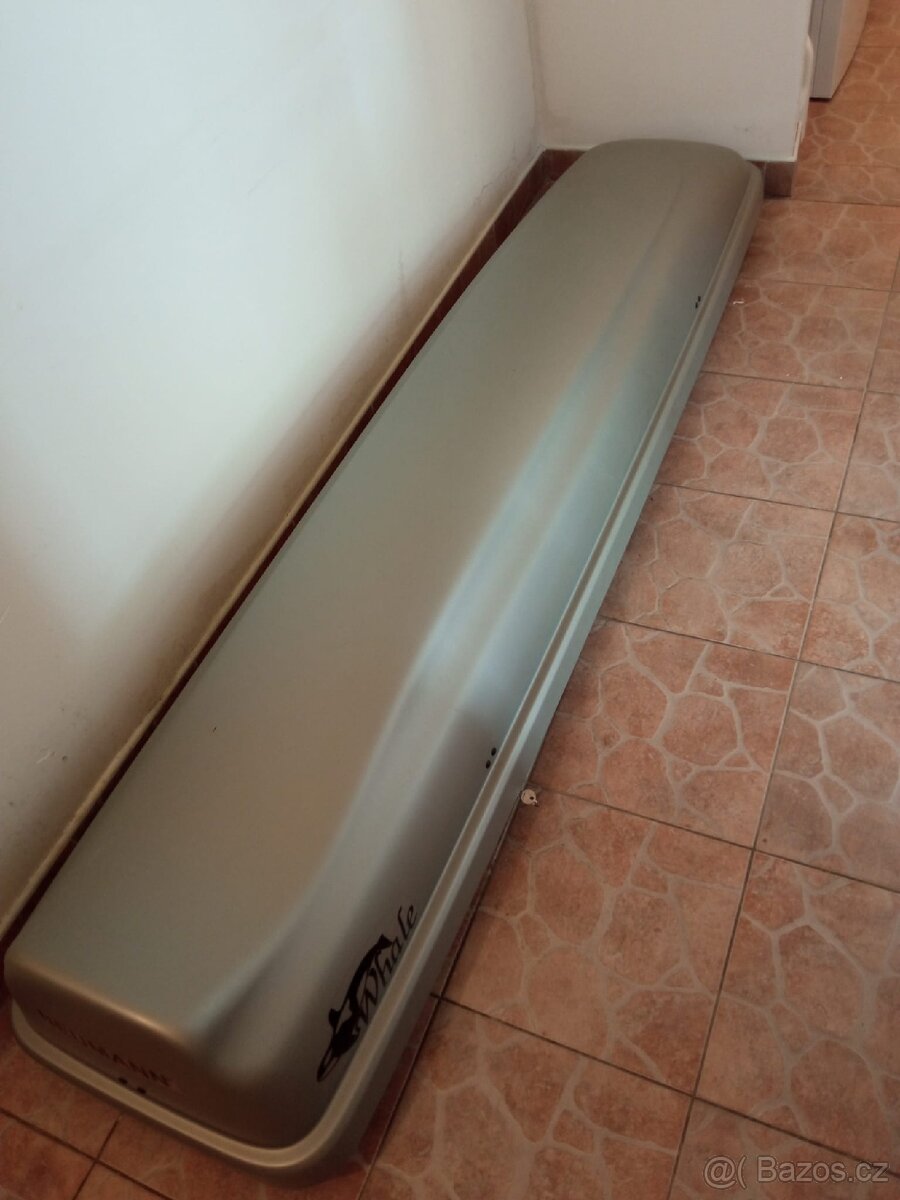 Střešní box