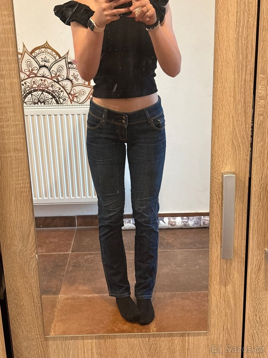 skinny jeans