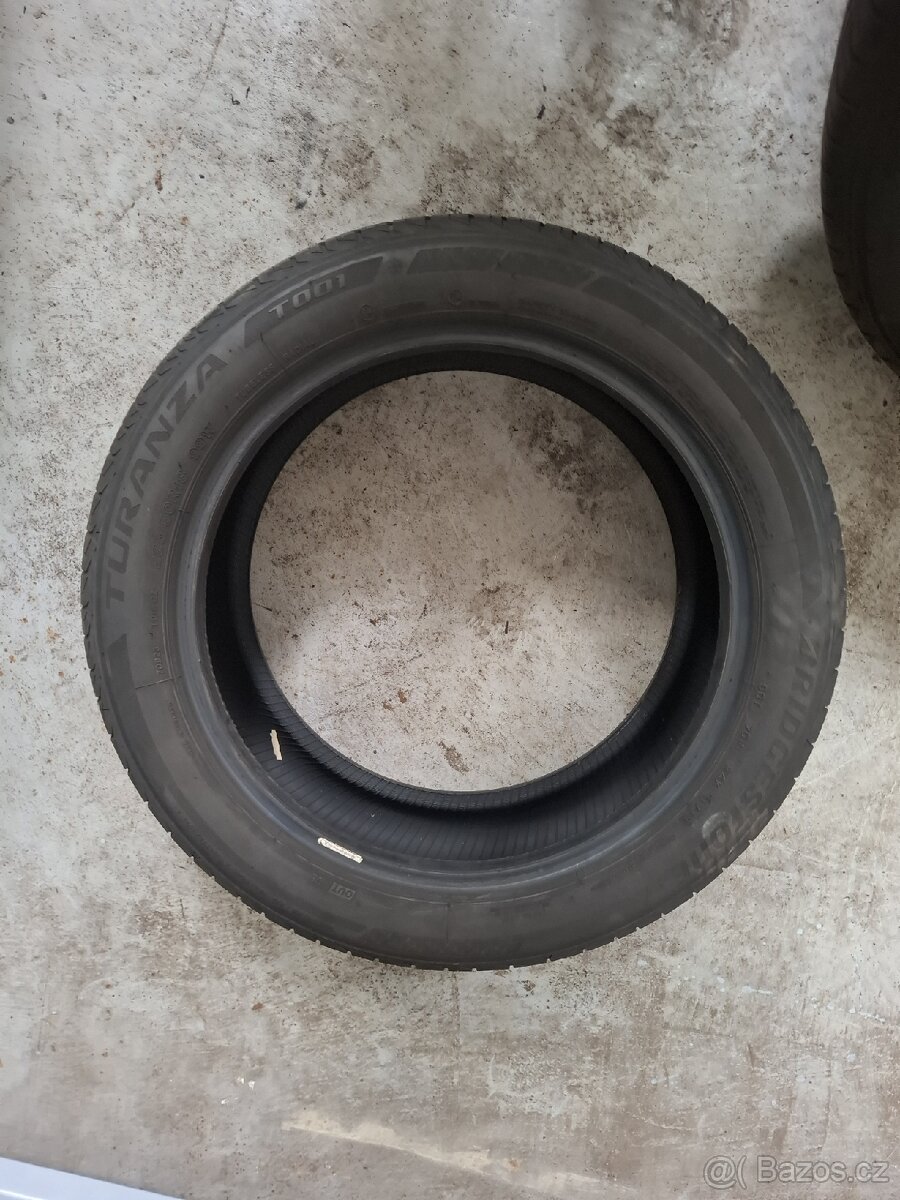 Letní pneu 225/50R18