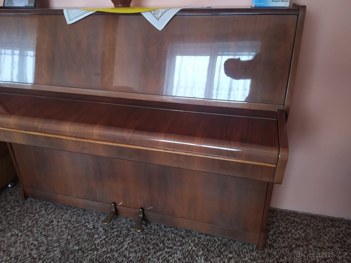 Piano Rösler