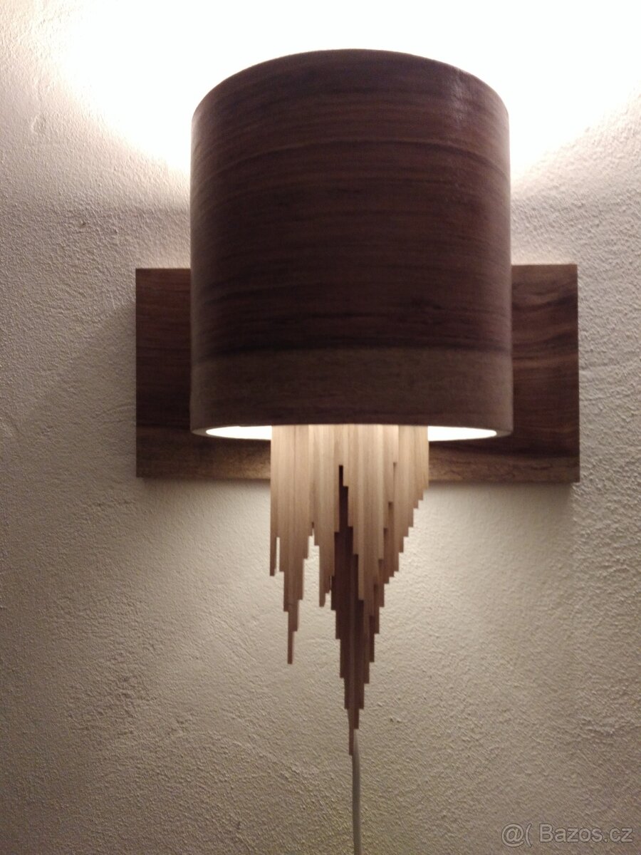 Lampa raketa, dýha orech,masivní drevo