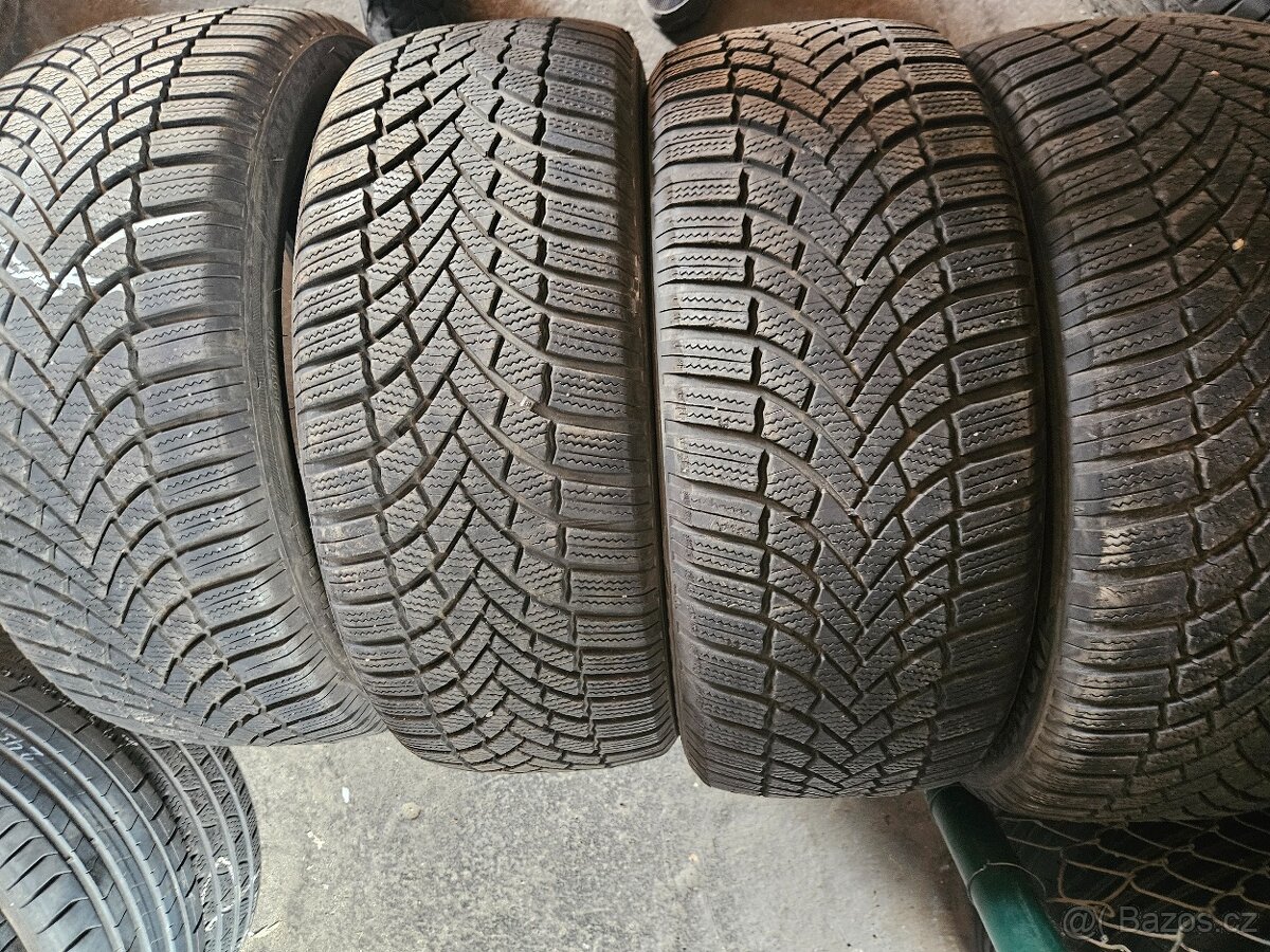 225/50R18 99V XL Bridgestone Blizzak LM005