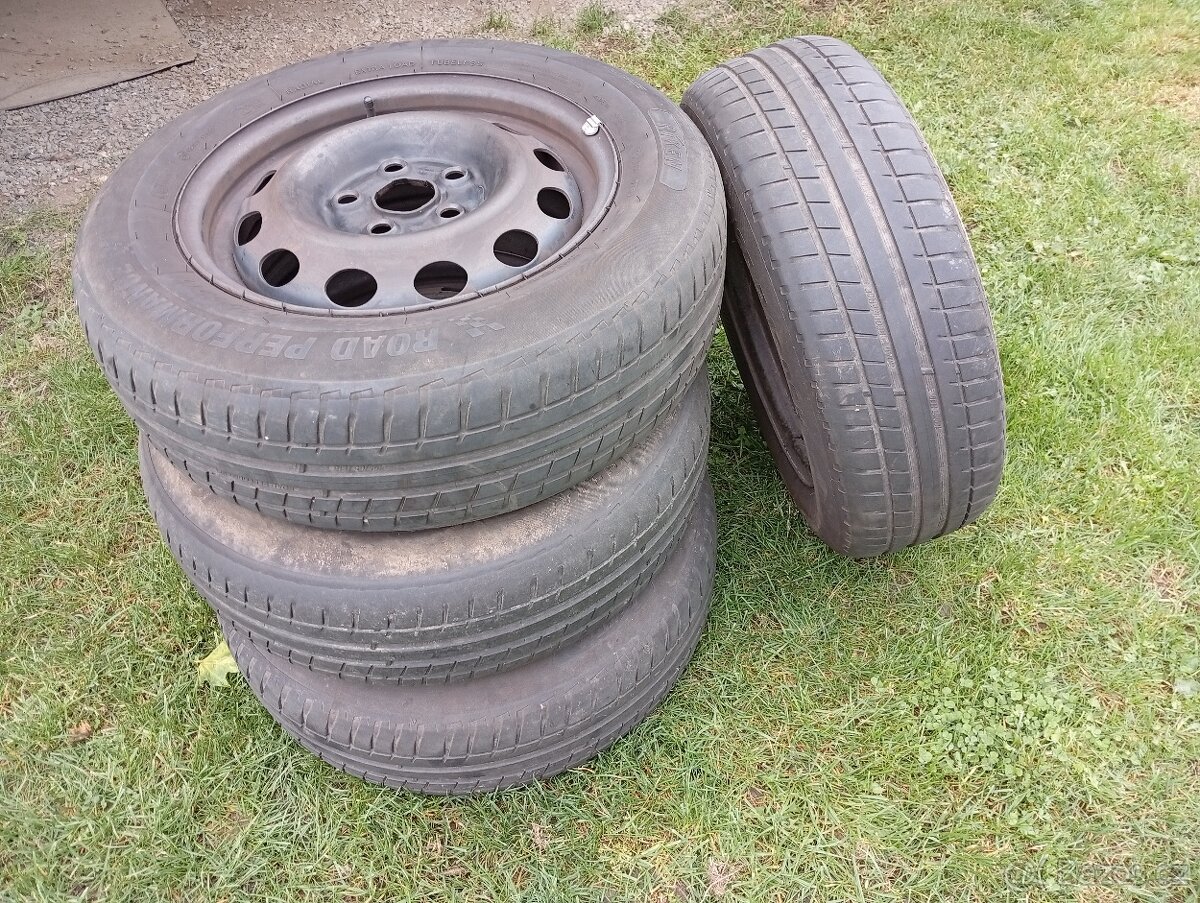 Kola 195/65 R 15