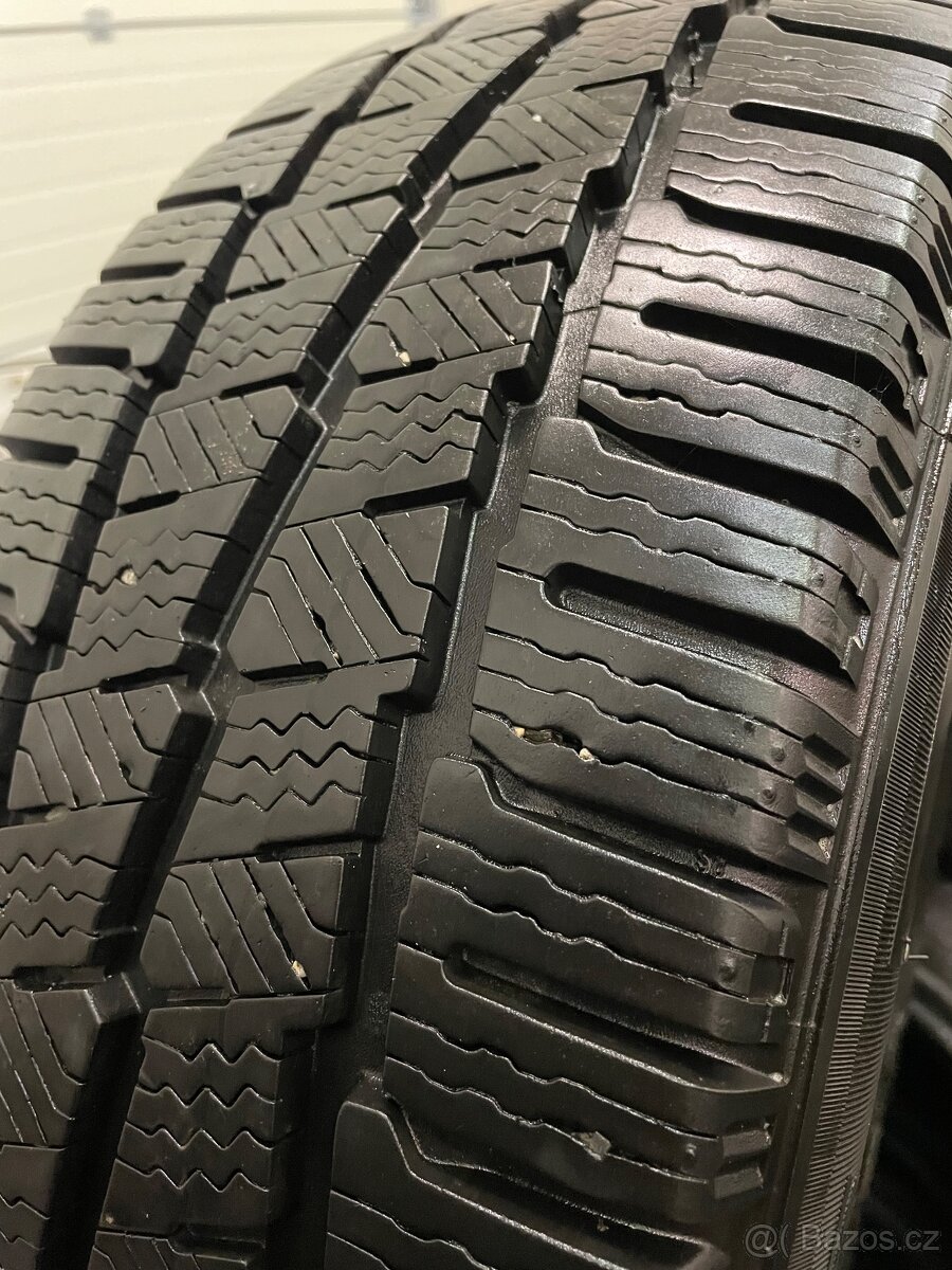 215/60 R17C 104/102H Michelin Agilis Alpin zimné