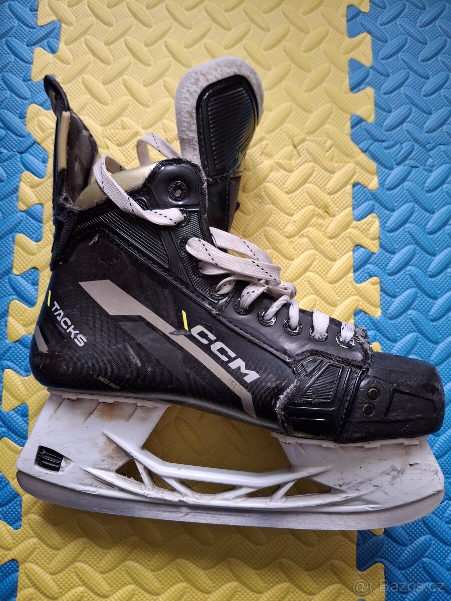 ✅ CCM Tacs AS580 SR Wide