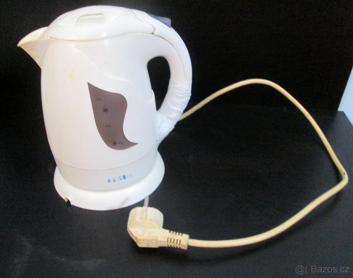 Rychlovarná konvice - Tesla - 1 l