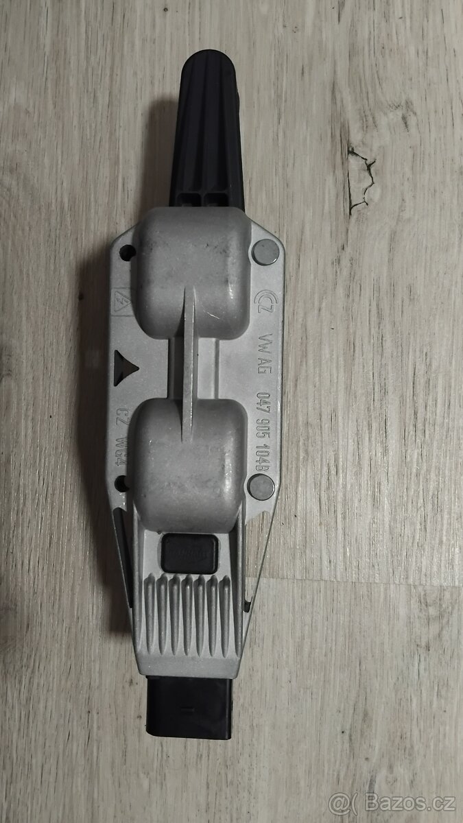 Zapalovací cívka VW AG 047 905 104B