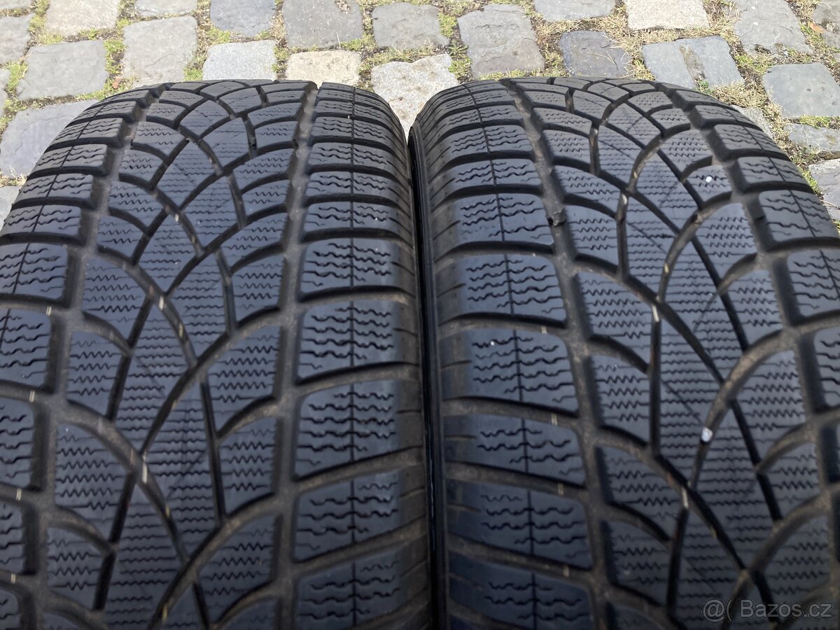 2ks zimních pneumatik DUNLOP WINTER 3D 235/50R19 7mm 2020