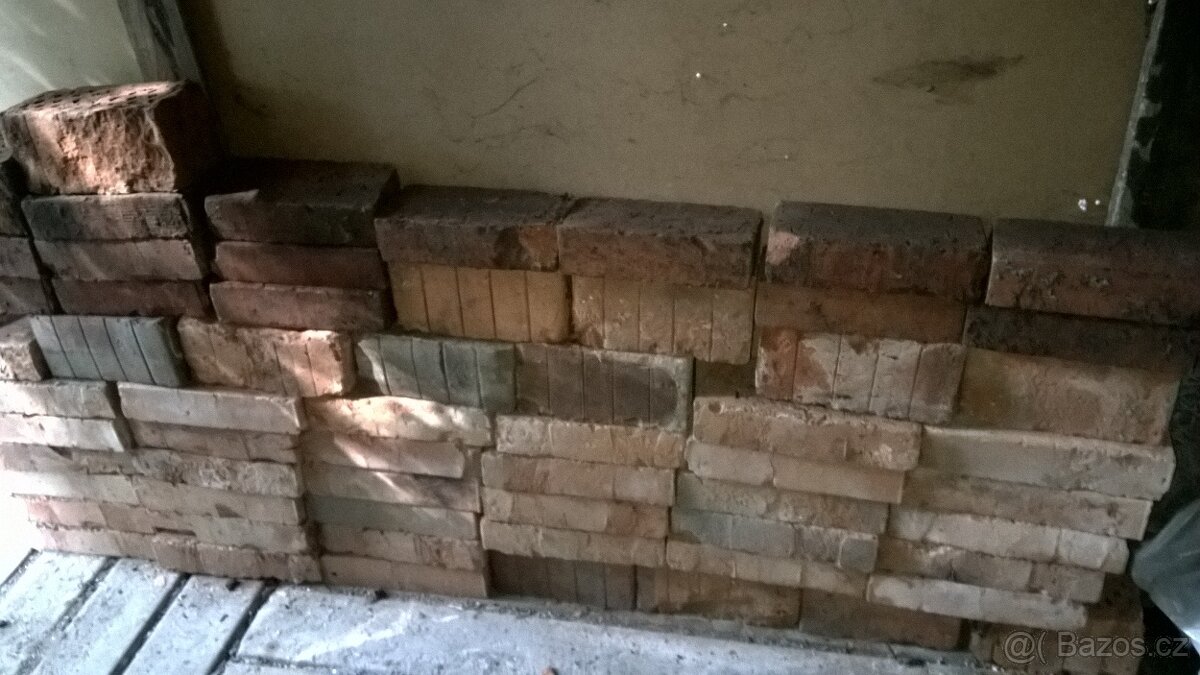 staré cihly