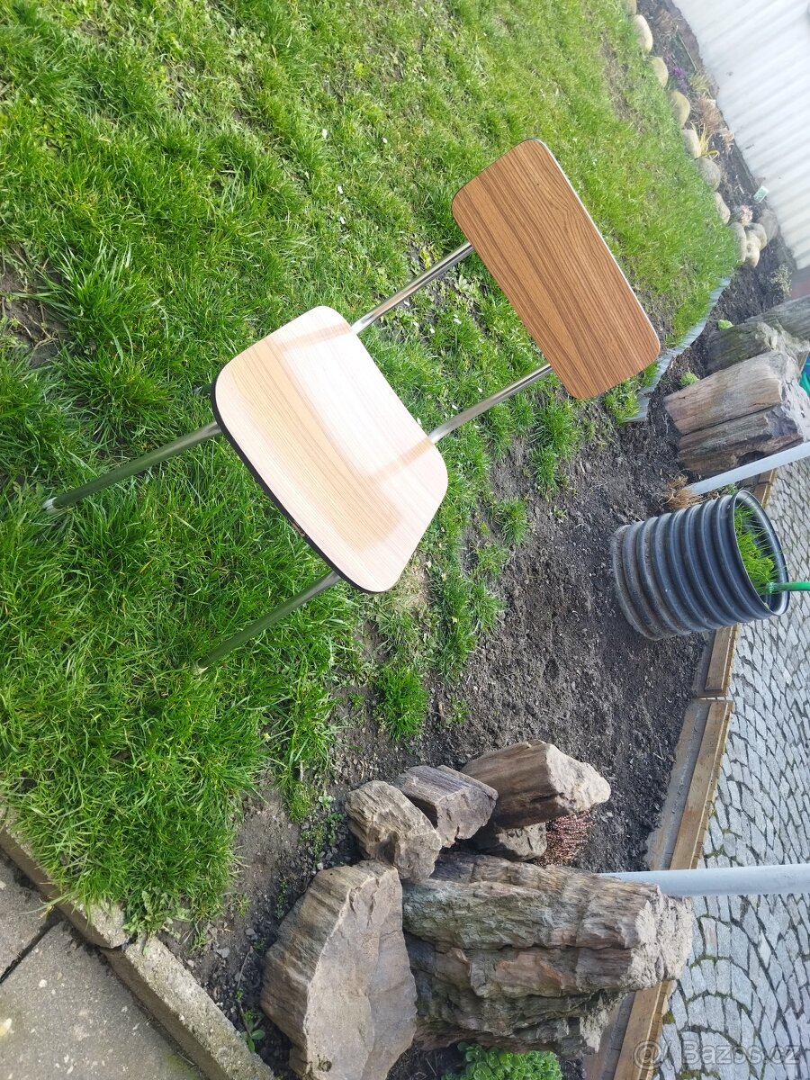 Prodám kuchyňské židle 6 kusů velmi zachovalý