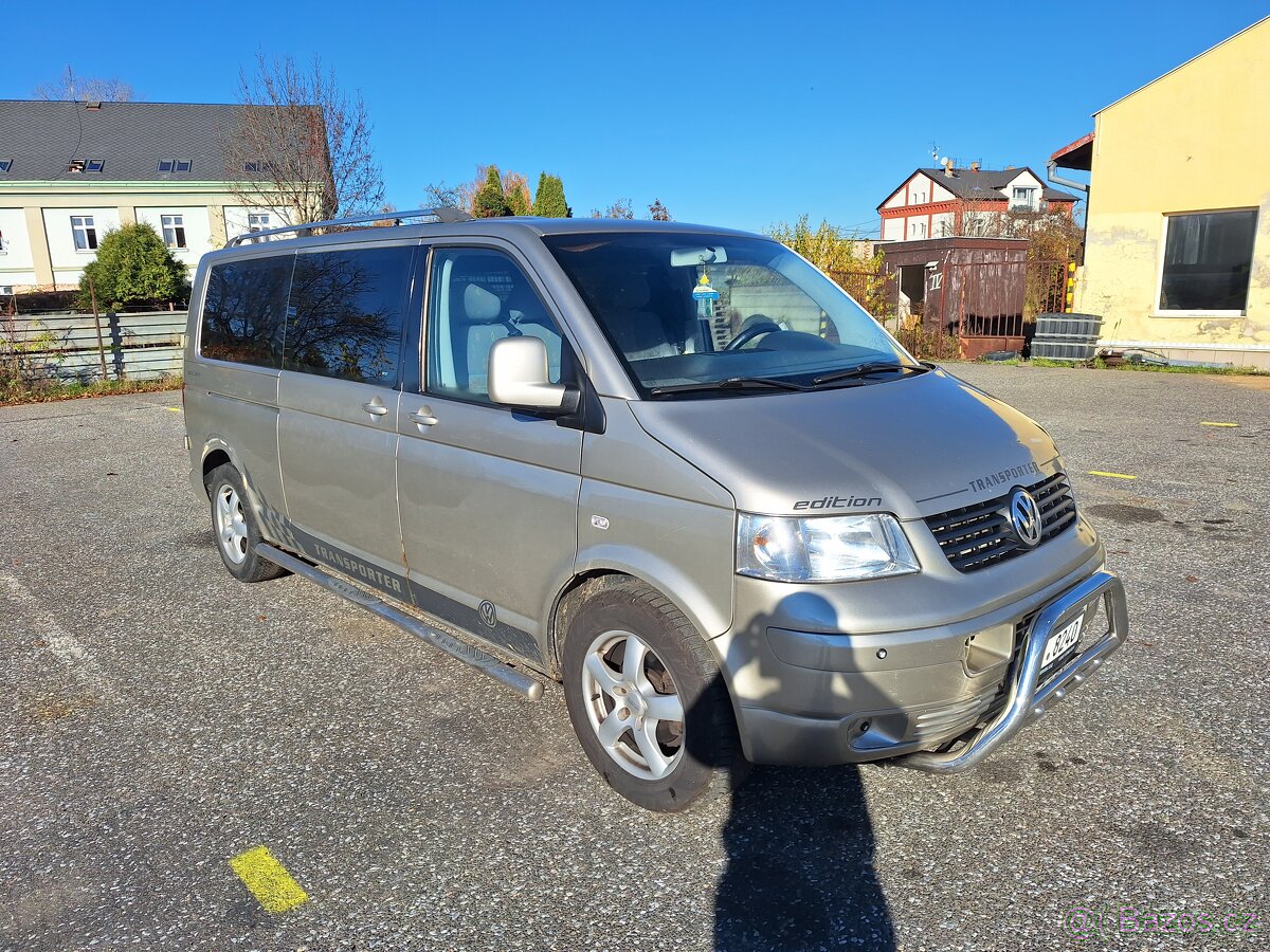 VW Transporter T5, 2.5tdi 96kw,2005,Long