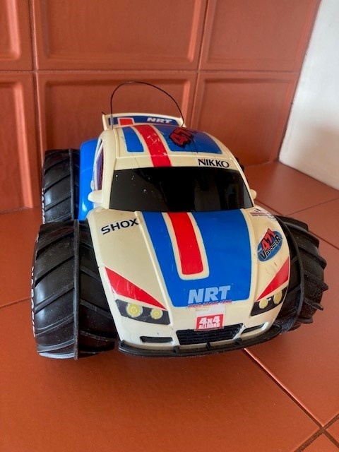 Nikko RC obojživelné auto