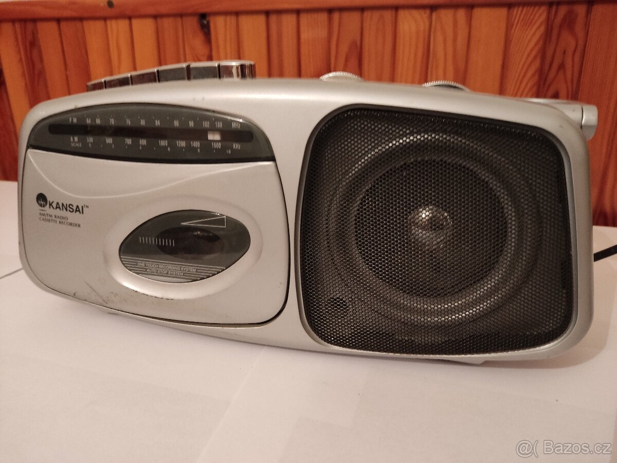KANSAI KS-8127 – AM/FM rádio s kazetovým přehrávačem