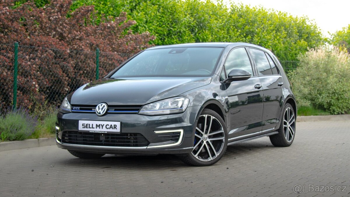 VW Golf GTE Plug-in 180kW DSG Nová baterie