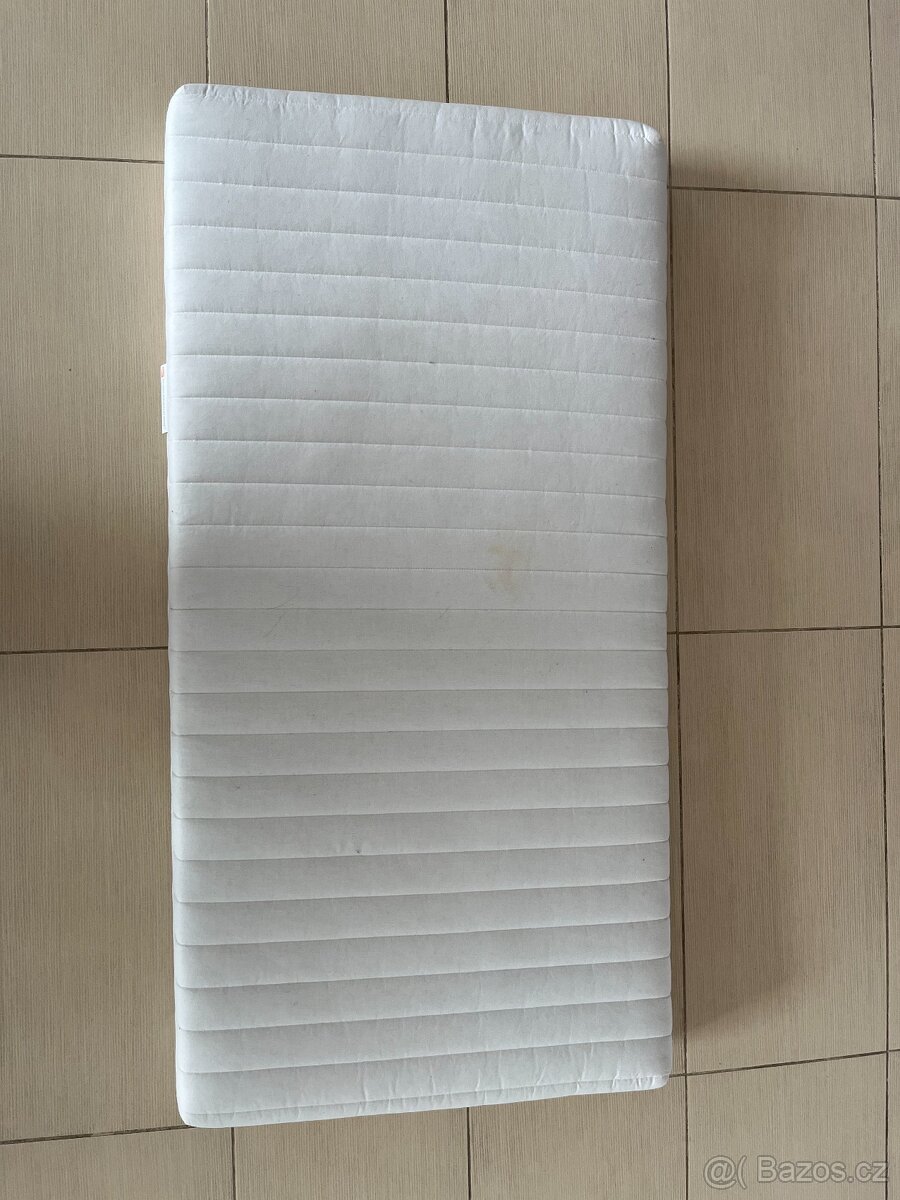 Dětská matrace 120x90x10 cm