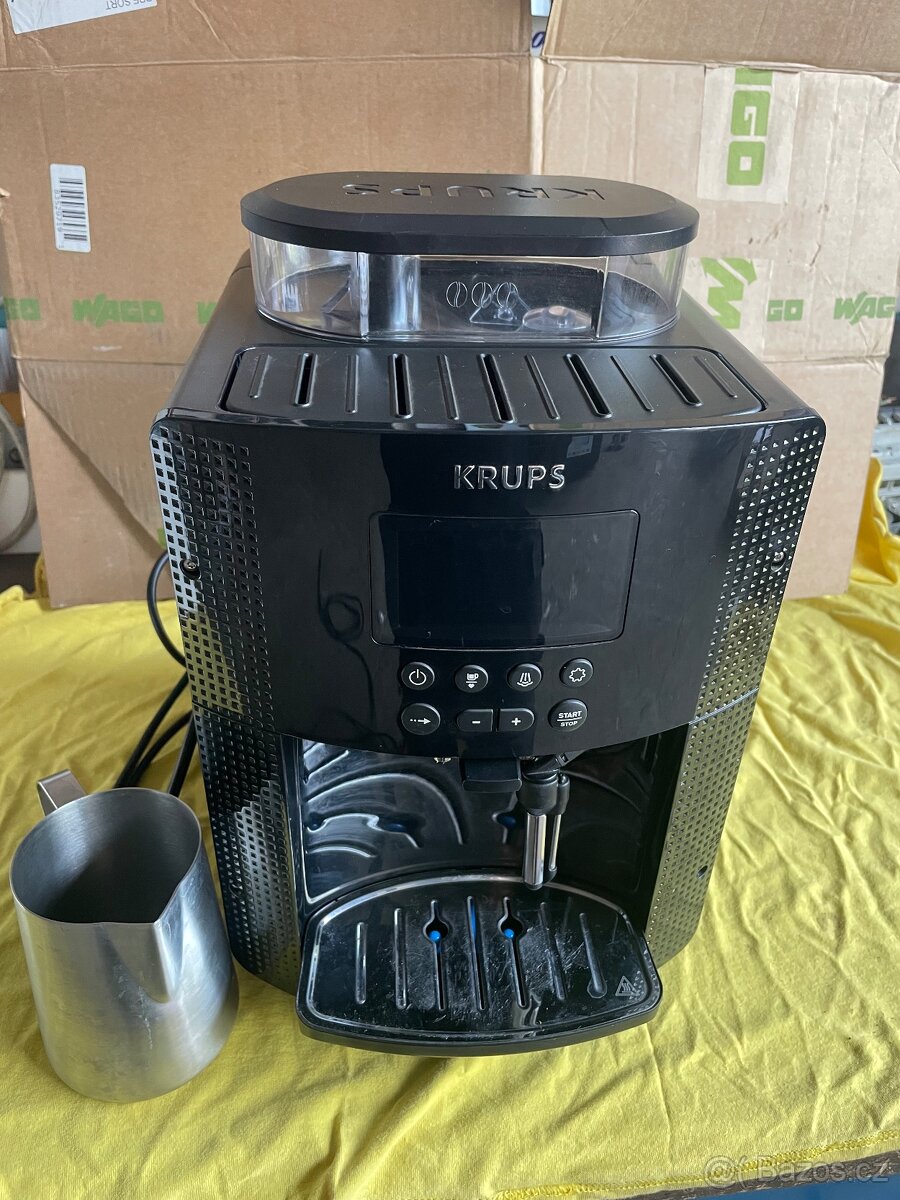Kávovar Krups EA8100